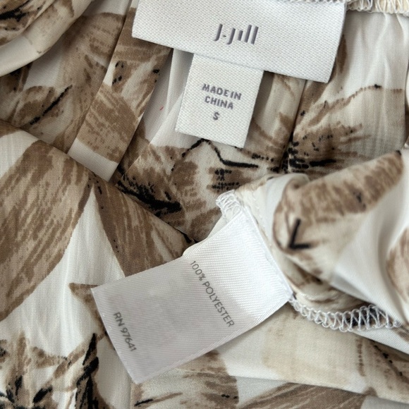 🛍️ J - Jill   High Low skirt with ruffle bottom. Excellent condition. - Picture 7 of 7